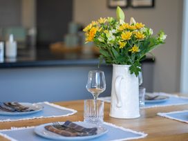 Mountainview Escape - Te Anau Holiday House -  - 1174438 - thumbnail photo 11