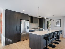 The Coastal Nest - Waitarere Beach Holiday Home -  - 1174714 - thumbnail photo 7