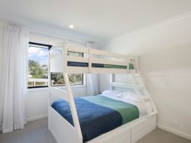 The Coastal Nest - Waitarere Beach Holiday Home -  - 1174714 - thumbnail photo 13