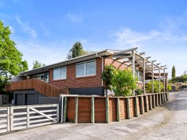 Skyline Staycation - Rotorua Holiday Home -  - 1174715 - thumbnail photo 22