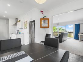 Skyline Staycation - Rotorua Holiday Home -  - 1174715 - thumbnail photo 11
