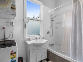 Central Cutie - Christchurch City Cottage -  - 1174989 - thumbnail photo 15