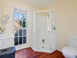 Greytown Park Villa - Wairarapa Holiday Home -  - 1174990 - thumbnail photo 16