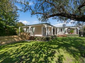 Greytown Park Villa - Wairarapa Holiday Home -  - 1174990 - thumbnail photo 1
