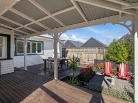 Greytown Park Villa - Wairarapa Holiday Home -  - 1174990 - thumbnail photo 5
