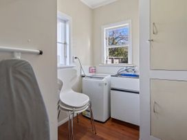 Greytown Park Villa - Wairarapa Holiday Home -  - 1174990 - thumbnail photo 24
