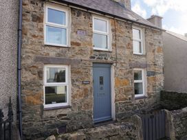 2 bedroom Cottage for rent in Newborough