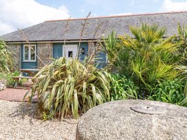 1 bedroom Cottage for rent in Truro