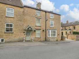 3 bedroom Cottage for rent in Stow on the Wold