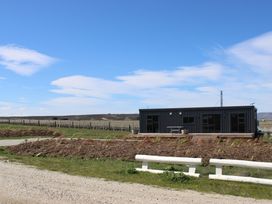 Alex Vineyard - Alexandra Holiday Home -  - 1176025 - thumbnail photo 2