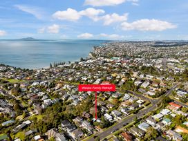 Waiake Family Retreat - Auckland Holiday Home -  - 1176219 - thumbnail photo 3