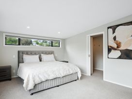 Seabreeze Retreat - Paraparaumu Holiday Home -  - 1176383 - thumbnail photo 15