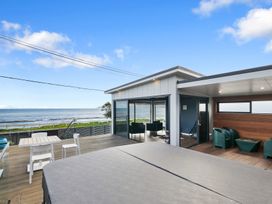 Seabreeze Retreat - Paraparaumu Holiday Home -  - 1176383 - thumbnail photo 26
