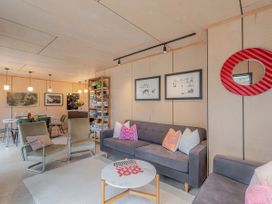 Luxurious Simplicity - Matarangi Holiday Home -  - 1176388 - thumbnail photo 5