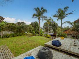 Luxurious Simplicity - Matarangi Holiday Home -  - 1176388 - thumbnail photo 14