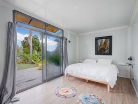 Luxurious Simplicity - Matarangi Holiday Home -  - 1176388 - thumbnail photo 15