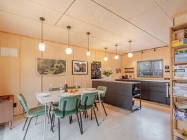 Luxurious Simplicity - Matarangi Holiday Home -  - 1176388 - thumbnail photo 8