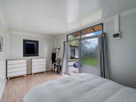 Luxurious Simplicity - Matarangi Holiday Home -  - 1176388 - thumbnail photo 16