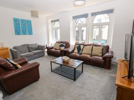 2 bedroom Cottage for rent in Mumbles