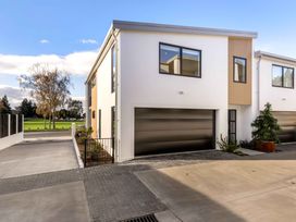 Memorial View - Tauranga Holiday Home -  - 1176946 - thumbnail photo 26