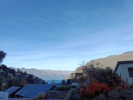 Arawata Retreat - Queenstown Mountain Serenity -  - 1177220 - thumbnail photo 12