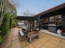 Townhouse Retreat - Te Anau Getaway -  - 1177369 - thumbnail photo 22