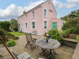 3 bedroom Cottage for rent in Solva