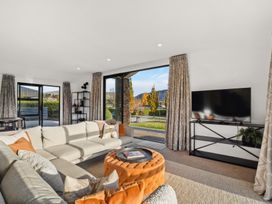 Mako Haven - Wanaka Mountain Outlook -  - 1177454 - thumbnail photo 7