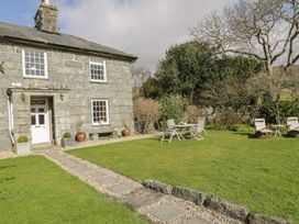 2 bedroom Cottage for rent in Harlech