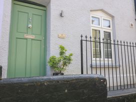2 bedroom Cottage for rent in Dartmouth
