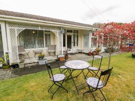 2 bedroom Cottage for rent in Harlech