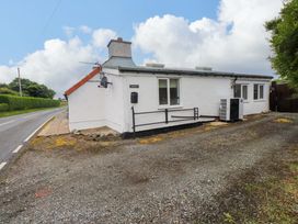 2 bedroom Cottage for rent in Rhosneigr