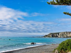 Ocean Whisper Retreat - Kaikoura Holiday Home -  - 1177915 - thumbnail photo 24