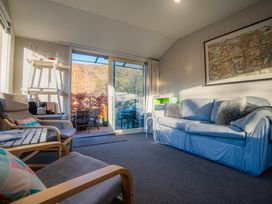 Arrowtown Gold - Elevated Two Bedroom Apartment -  - 1178042 - thumbnail photo 13