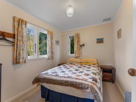 Singlee - Turangi Holiday Home -  - 1178364 - thumbnail photo 10