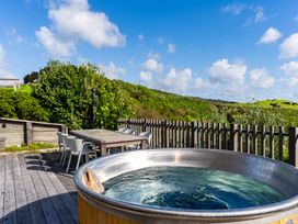 Hilltop Spa Vista -  Mangawhai Heads Retreat -  - 1178466 - thumbnail photo 2