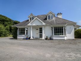 3 bedroom Cottage for rent in New Ross