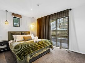 Alpine Luxe - Queenstown Holiday Home -  - 1178730 - thumbnail photo 15