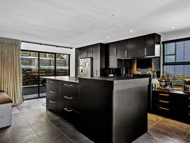 Alpine Luxe - Queenstown Holiday Home -  - 1178730 - thumbnail photo 4