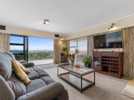 Coastal Calm - Raglan Holiday Home -  - 1179050 - thumbnail photo 4
