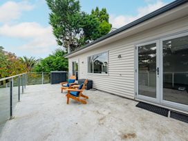 Birdsong Retreat - Titirangi Holiday Home -  - 1179051 - thumbnail photo 16