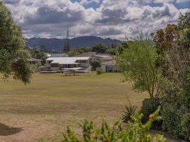 Beachfront Landing - Pauanui Holiday Home -  - 1179474 - thumbnail photo 9