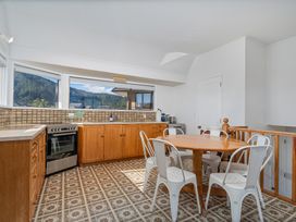 Beachfront Landing - Pauanui Holiday Home -  - 1179474 - thumbnail photo 16