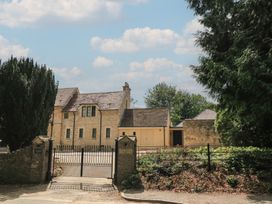 2 bedroom Cottage for rent in Burford