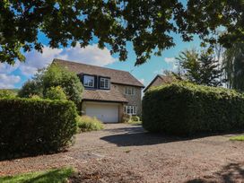 4 bedroom Cottage for rent in Bridport