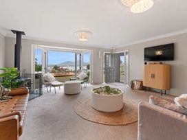 Acacia Horizons - Taupo Holiday Home -  - 1180177 - thumbnail photo 7