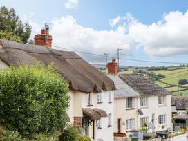 2 bedroom Cottage for rent in Barnstaple