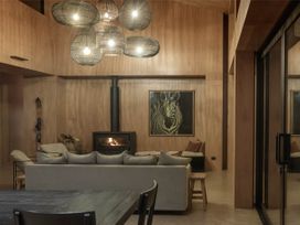 Lakefront Luxury at Okere Falls Lake Rotoiti -  - 1181864 - thumbnail photo 15