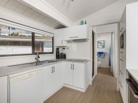 Doubtless Bay Vista - Cable Bay Retreat -  - 1182092 - thumbnail photo 10