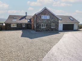 5 bedroom Cottage for rent in Pwllheli